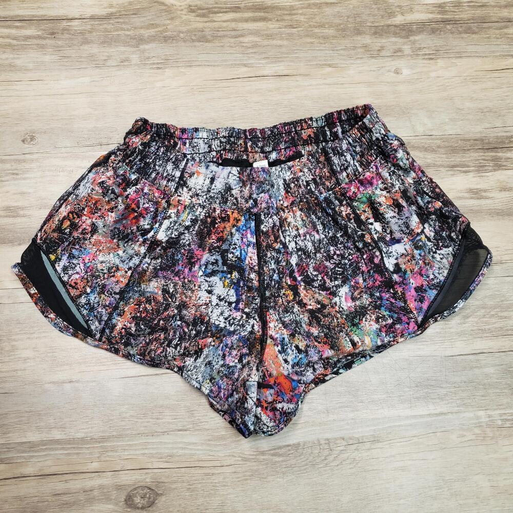 Lululemon Running Shorts Womens 8 Multicolor Geometric Print Lined Athletic